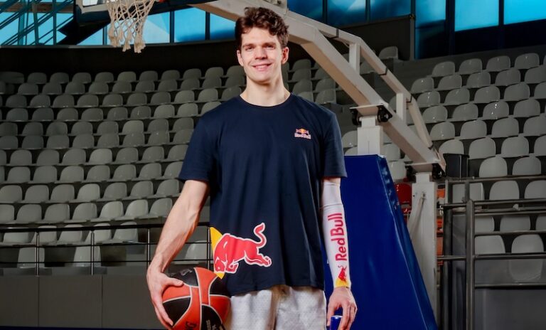 Milli Basketbolcu Tarık Biberovic Red Bull’a Katıldı!