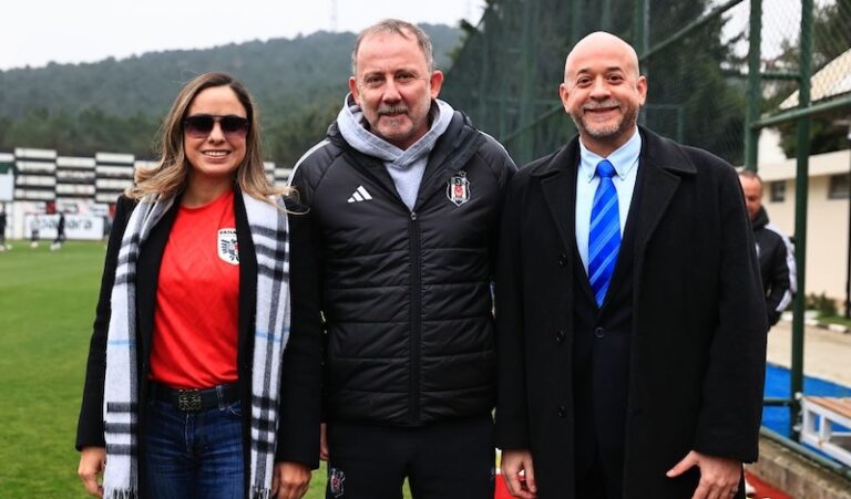 Panama Büyükelçisi Fonseca’dan Beşiktaş’a Ziyaret