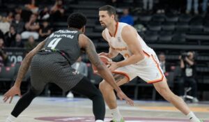 POTADA GALATASARAY FARKI: 90-61