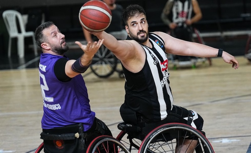 Beşiktaş Tekerlekli Sandalye Basketbol Takımı Farklı Kazandı