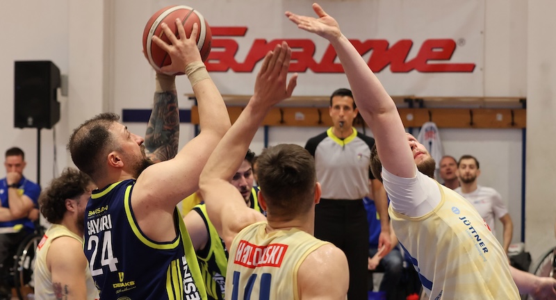 RSB Thuringia Bulls 86-67 Fenerbahçe İstanbul Jet