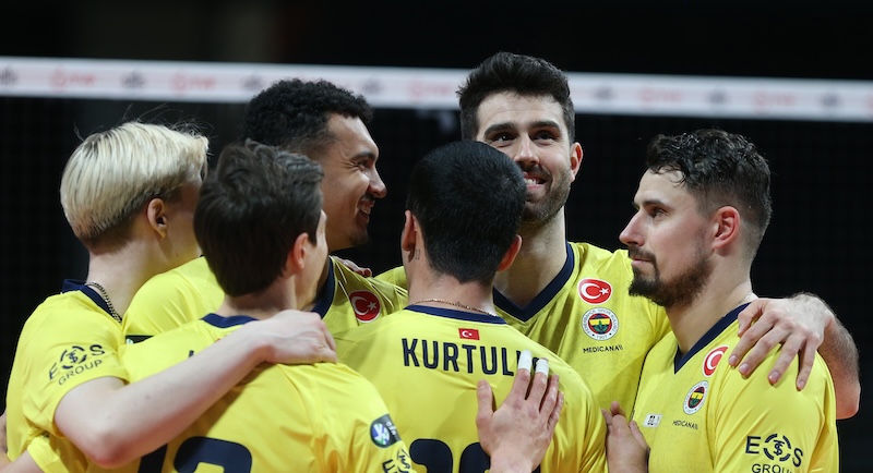 FENERBAHÇE MEDICANA RAHAT KAZANDI