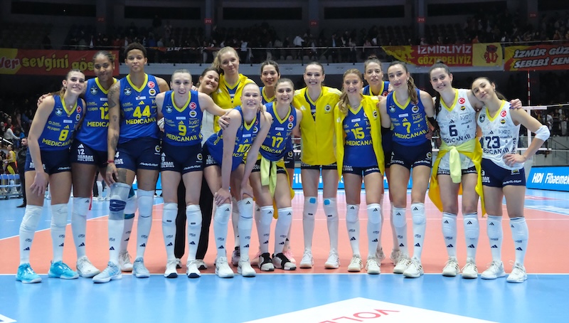 F.BAHÇE MEDİCANA İZMİR’DE KAZANDI