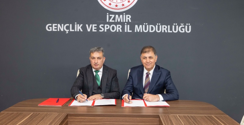 KARŞIYAKA STADI İÇİN TARİHİ ADIM