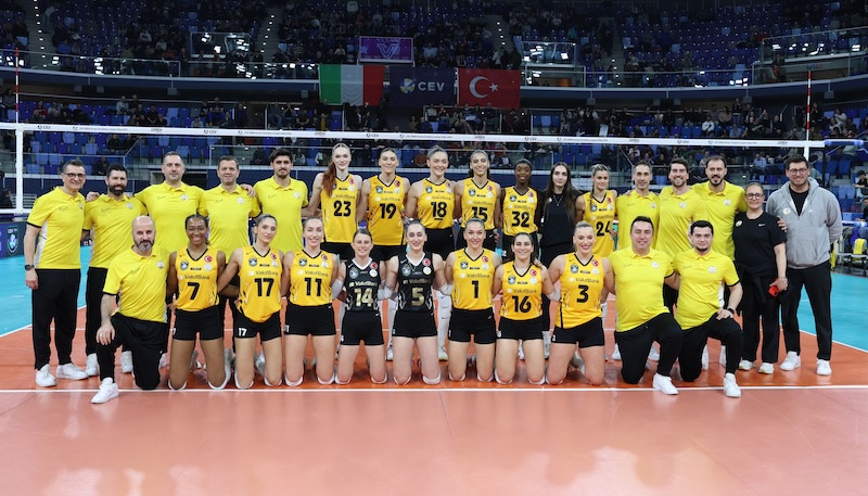VakıfBank Final-Four Hedefiyle Parkeye Çıkacak