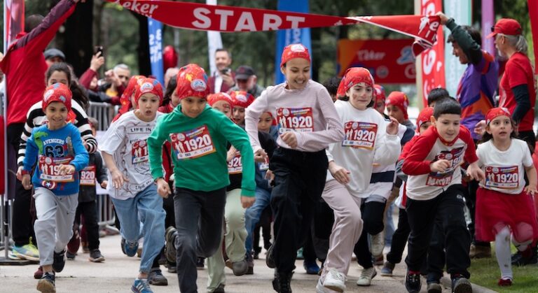 Eker I Run Çocuk Koşusu’nda Bayram Coşkusu