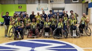 FENERBAHÇE JET FİNALE ADINI YAZDIRDI