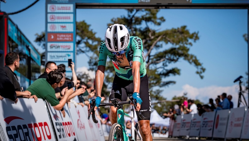 SOSA ZİRVEYİ ELE GEÇİRDİ