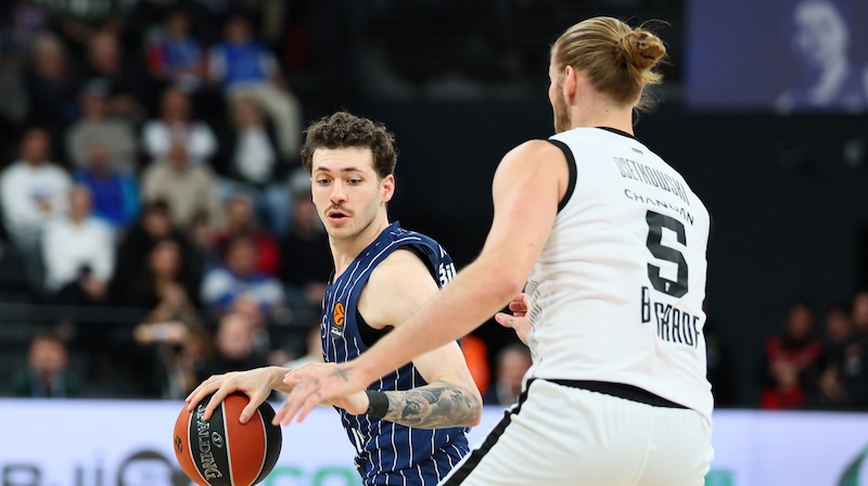 EFES UZATMADA DİRENDİ ve KAZANDI