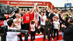 Batman Petrol Spor A.Ş. Kupasını Aldı