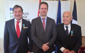 JENÖ KAMUTI’YE FRANSIZ DEVLET NİŞANI