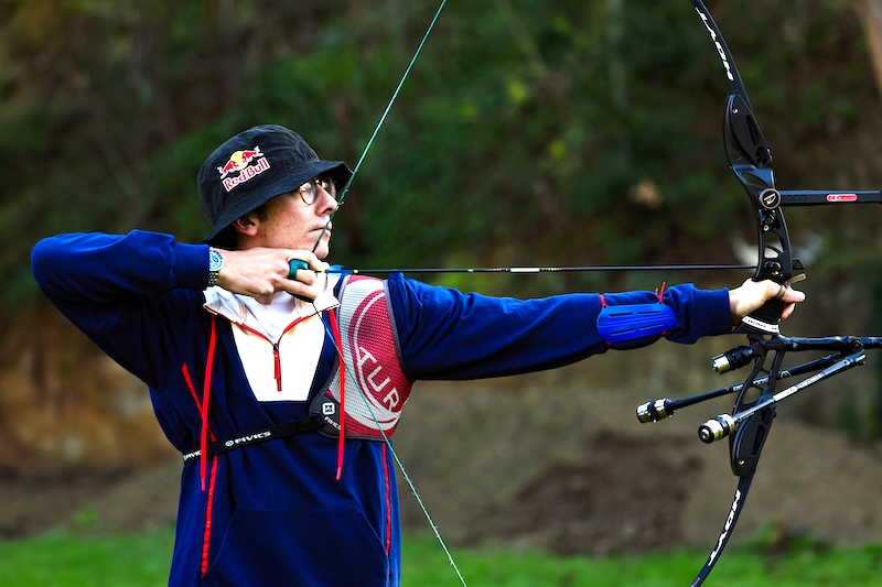 METE GAZOZDAN ÜÇ MADALYA BİRDEN