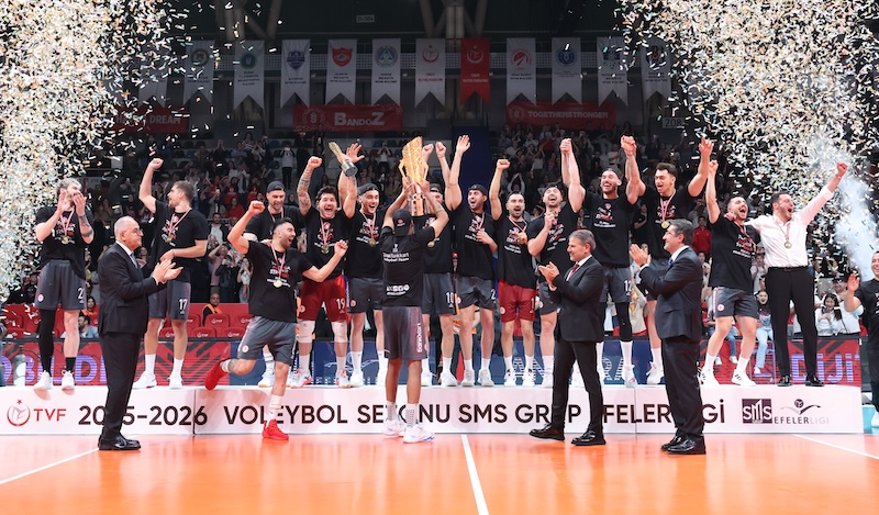 EFELER LİGİ ŞAMPİYONU ZİRAAT BANKKART