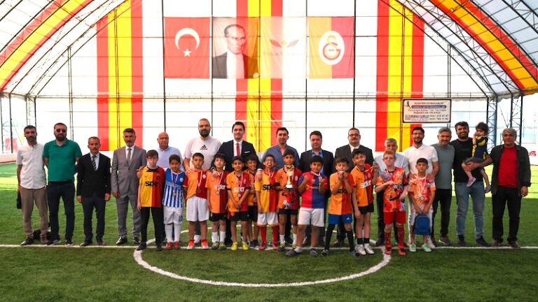 Galatasaray Eğitim Merkezi’nden Nusaybinli Gençlere Destek