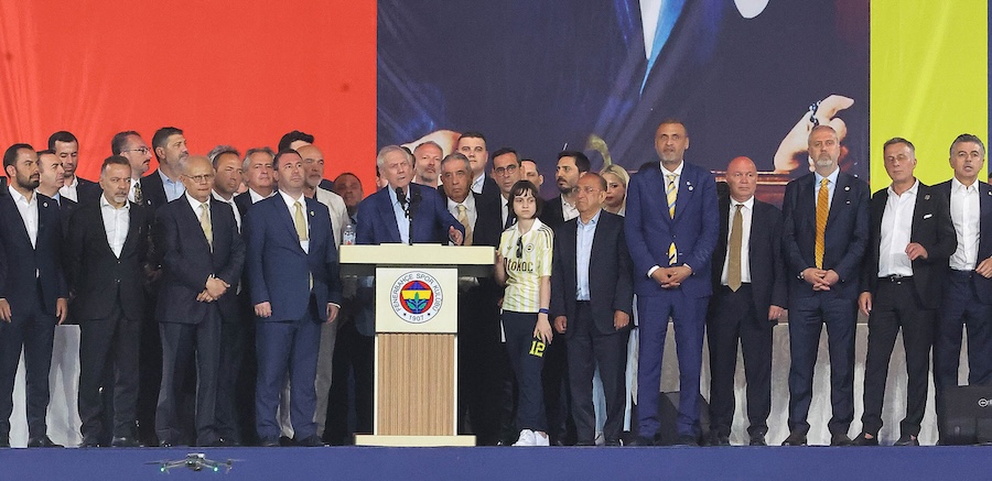 AZİZ YILDIRIM YENİDEN BAŞKAN