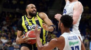 F.BAHÇE BEKO’DAN MÜTHİŞ GERİ DÖNÜŞ