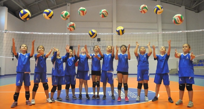 İzmir’de Yaz Spor Okulları Başlıyor
