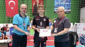 FESTİVAL VOLEYBOLDA FAIR PLAY RÜZGARI