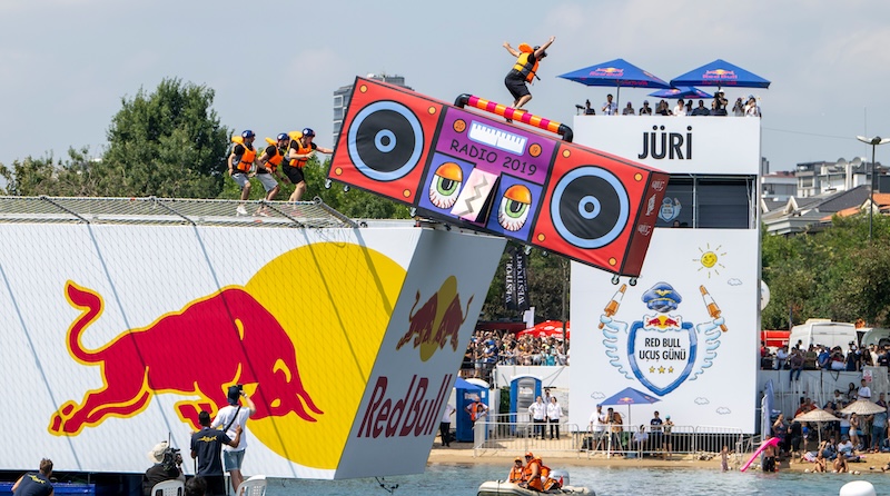Red Bull Uçuş Günü’nde Gençler Sahne Alacak