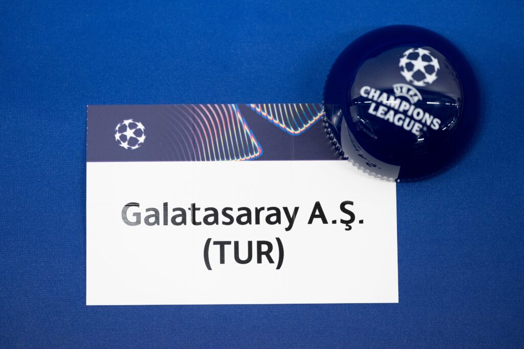 GALATASARAY’A DEV RAKİPLER!