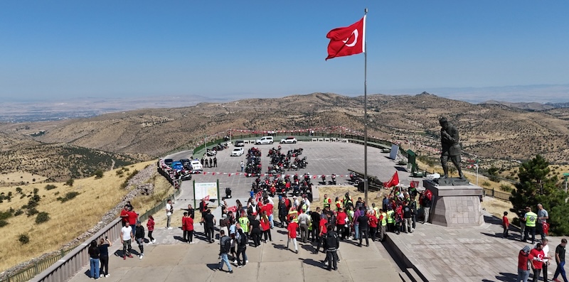 ZAFERİN İZİNDE KOCATEPE’YE