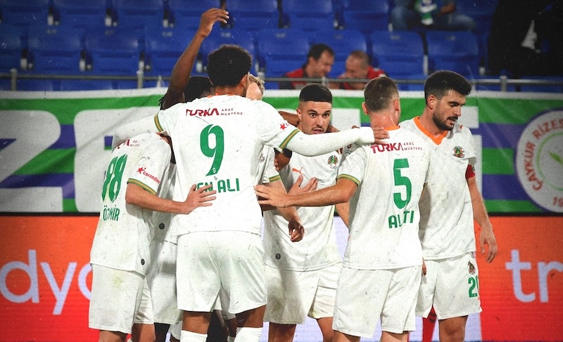 ALANYASPOR RİZE’DE KAZANDI
