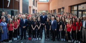 BASKETBOL LİSESİNDE İKİNCİ YIL
