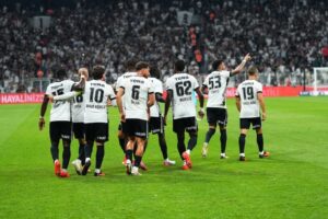BEŞİKTAŞ ZİRVEYE KURULDU