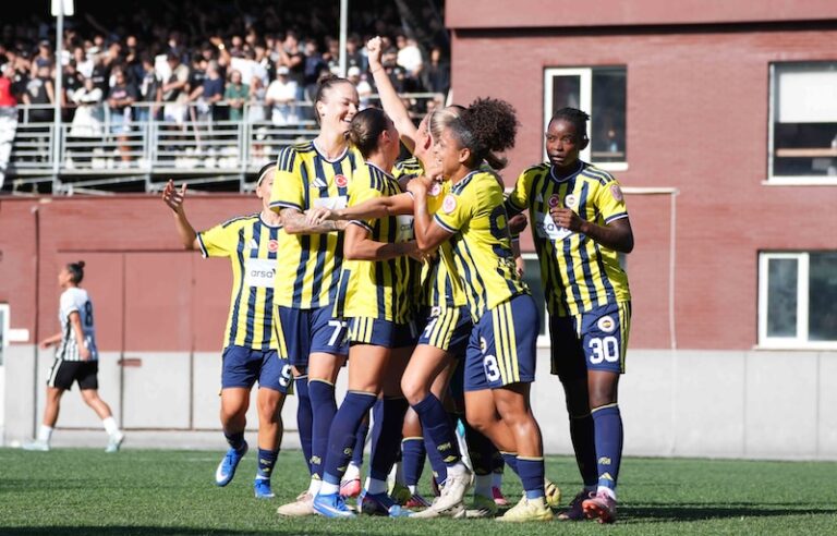 Derbiyi Fenerbahçe ArsaVev Kazandı