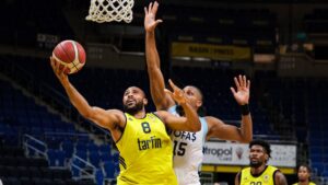 FENERBAHÇE TOFAŞ’I DEVİRDİ