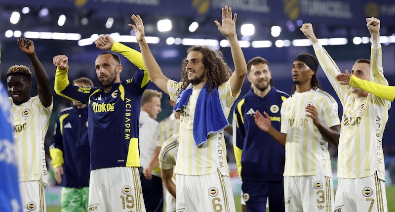 FENERBAHÇE RİZE’DE FARKLI KAZANDI