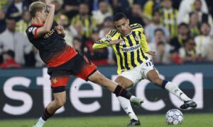 FENERBAHÇE GALİBİYETİ KAÇIRDI