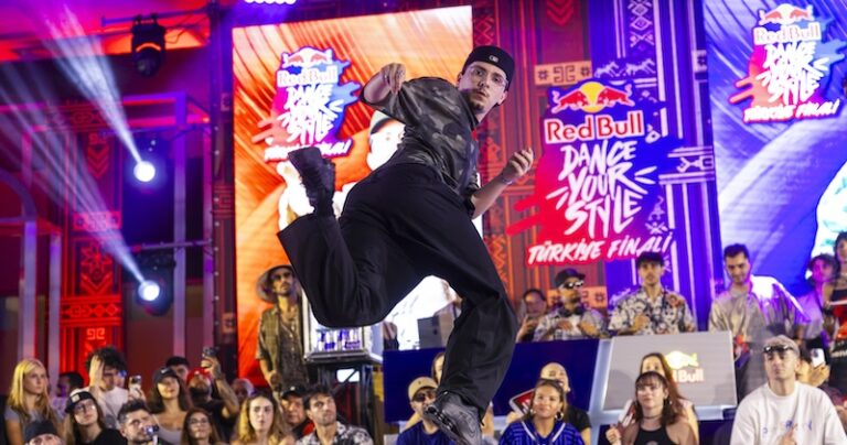 Türk Dansçılar Dünya Finali Yolunda