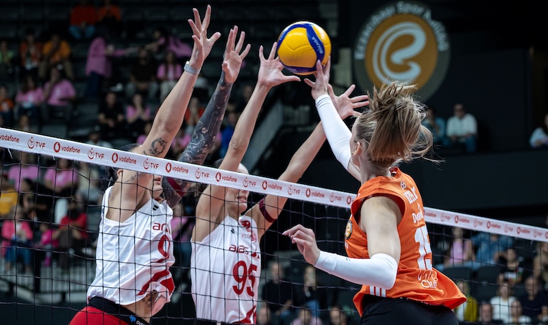 ECZACIBAŞI EVİNDE FARKLI KAZANDI