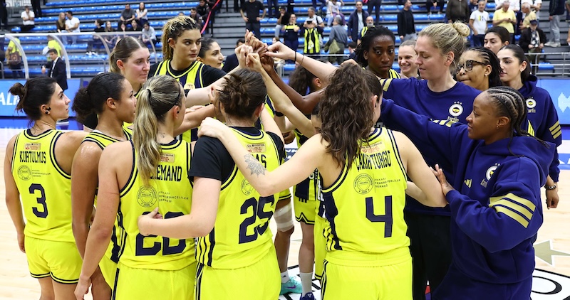 Fenerbahçe Tarfin 99-70 Melikgazi Kayseri Basketbol