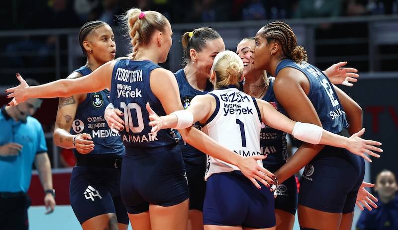 FENERBAHÇE DERBİDE KAZANDI: 3-1