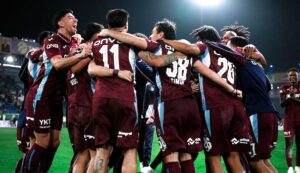 TRABZONSPOR’DAN MUHTEŞEM GERİ DÖNÜŞ